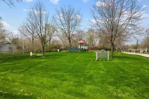 [Address not provided], Hickory Hills, IL 60457 - Photo 15