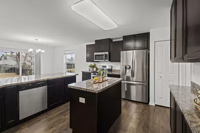 1504 Hearthstone Lane, North Aurora, IL 60542 - Photo 9