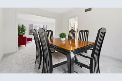 2375 Lakeside Drive, Aurora, IL 60504 - Photo 9