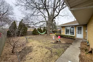 8922 Parkside Ave, Morton Grove, IL 60053 - Photo 53