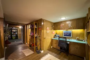 8922 Parkside Ave, Morton Grove, IL 60053 - Photo 43