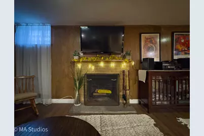 8922 Parkside Avenue, Morton Grove, IL 60053 - Photo 37