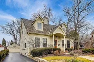 881 Harvard Ct, Highland Park, IL 60035 - Photo 3