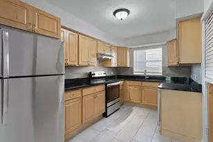 7638 N Eastlake Terrace, Chicago, IL 60626 - Photo 3