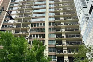 201 E Chestnut St, Chicago, IL 60611 - Photo 1