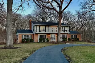 4N609 Pheasant Run Dr, Saint Charles, IL 60175 - Photo 3