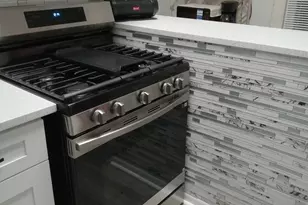 968 Judge Ave, Waukegan, IL 60085 - Photo 7