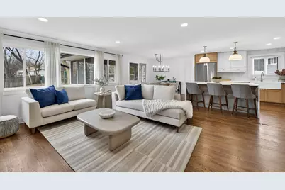 1338 Radcliffe Lane, Schaumburg, IL 60193 - Photo 5