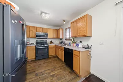 370 Dartmoor Avenue, Romeoville, IL 60446 - Photo 11