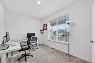 1818 Chandolin Ct, Elgin, IL 60124 - Photo 17