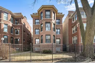 5811 N Winthrop Ave, Chicago, IL 60660 - Photo 1