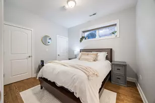 4319 N Richmond St, Chicago, IL 60618 - Photo 25