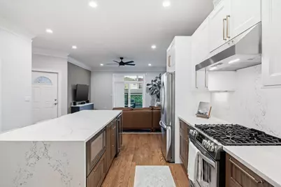 4319 N Richmond Street #1S, Chicago, IL 60618 - Photo 13