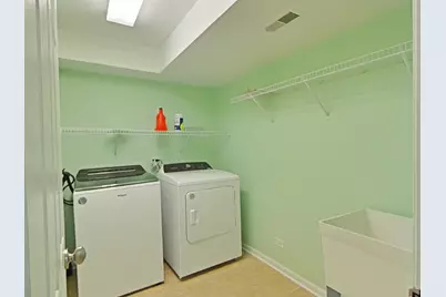 848 Station Boulevard, Aurora, IL 60504 - Photo 13