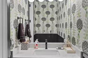 2759 W Lawrence Ave, Chicago, IL 60625 - Photo 15