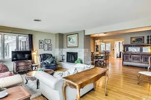 3336 Overland Pass, Northbrook, IL 60062 - Photo 11