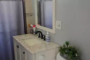 6221 S Wolcott Ave, Chicago, IL 60636 - Photo 13