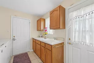 18036 Crystal Ln, Lansing, IL 60438 - Photo 11