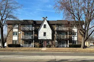 5850 W 87th St, Burbank, IL 60459 - Photo 1