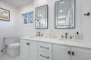 1246 Laurel Ave, Deerfield, IL 60015 - Photo 13