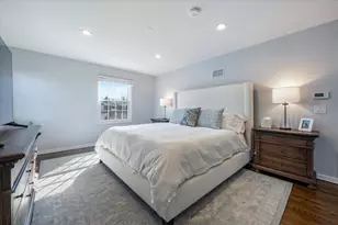 1246 Laurel Ave, Deerfield, IL 60015 - Photo 11