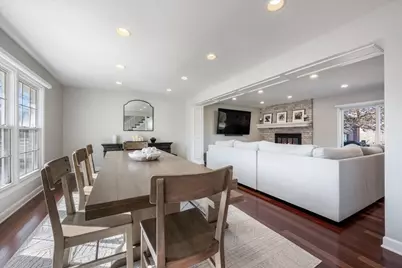 1246 Laurel Avenue, Deerfield, IL 60015 - Photo 3