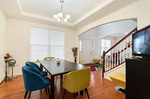 1 Pond Ct, Bolingbrook, IL 60490 - Photo 3