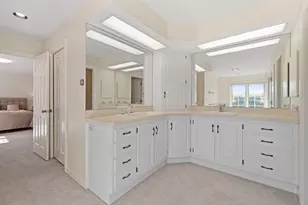 2016 Midwest Club Pkwy, Oak Brook, IL 60523 - Photo 21