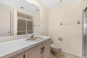 2016 Midwest Club Pkwy, Oak Brook, IL 60523 - Photo 35