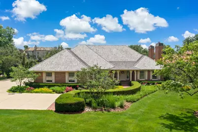 2016 Midwest Club Parkway, Oak Brook, IL 60523 - Photo 1