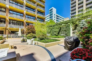 1910 S Indiana Ave, Chicago, IL 60616 - Photo 21