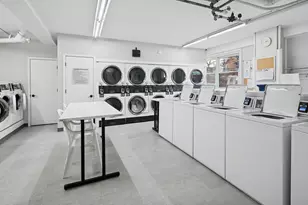 2909 N Sheridan Rd, Chicago, IL 60657 - Photo 13