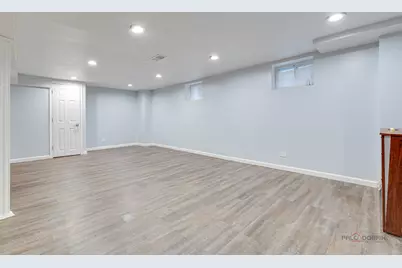 6149 N Karlov Avenue, Chicago, IL 60646 - Photo 35