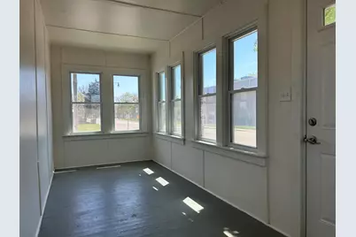 [Address not provided], North Chicago, IL 60064 - Photo 19