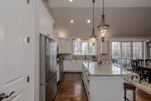 369 Fritz Ln, Geneva, IL 60134 - Photo 13