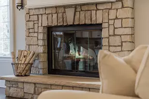 369 Fritz Ln, Geneva, IL 60134 - Photo 7