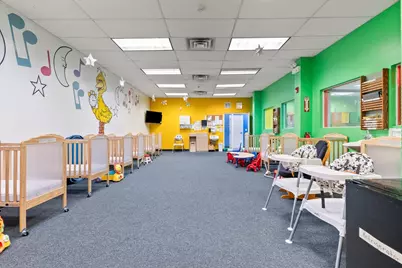 222 E 61st Street, Chicago, IL 60637 - Photo 17