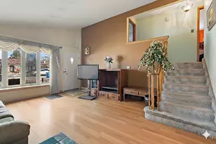 10008 Buell Ct, Oak Lawn, IL 60453 - Photo 3