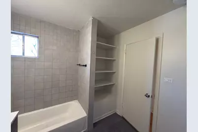 10 Linden Avenue, Buffalo Grove, IL 60089 - Photo 9