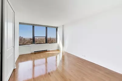 1560 N Sandburg Terrace #2411J, Chicago, IL 60610 - Photo 17