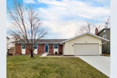 825 Concord Lane, Hoffman Estates, IL 60192 - Photo 3