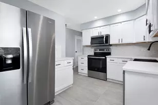 825 Concord Ln, Hoffman Estates, IL 60192 - Photo 11