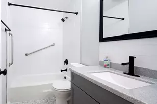 825 Concord Ln, Hoffman Estates, IL 60192 - Photo 21