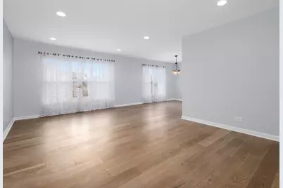 825 Concord Lane, Hoffman Estates, IL 60192 - Photo 5