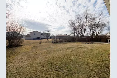 825 Concord Lane, Hoffman Estates, IL 60192 - Photo 27