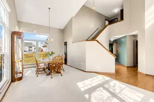 361 Sundance Dr, Bartlett, IL 60103 - Photo 3