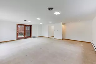 60 Sheffield Ln, Oak Brook, IL 60523 - Photo 17