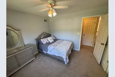 6414 Kingsbridge Drive, Cary, IL 60013 - Photo 53