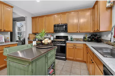 2721 Lansdale Avenue, Aurora, IL 60503 - Photo 9