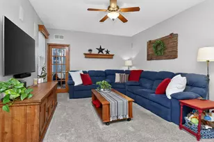 2721 Lansdale Ave, Aurora, IL 60503 - Photo 15